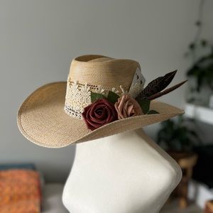 Straw cowboy hat. New with tags.